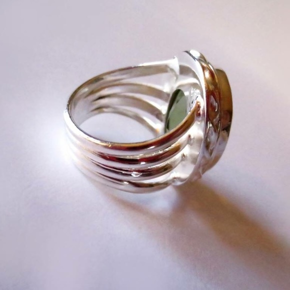 🍀.925 Sterling Silver Green Quartz Ring🍀 - Picture 4 of 4